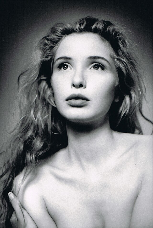 Biographie de Julie Delpy, Âge, Taille, Poids et Valeur Nette - gmedia