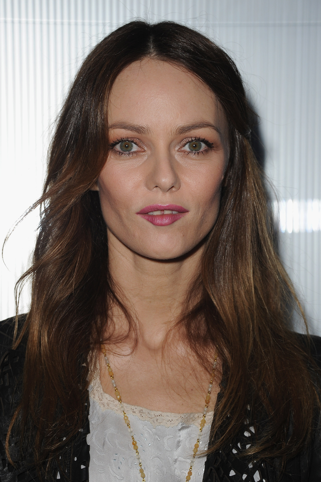 search image 2 Biographie de Vanessa Paradis, Âge, Taille, Poids et Valeur Nette 2