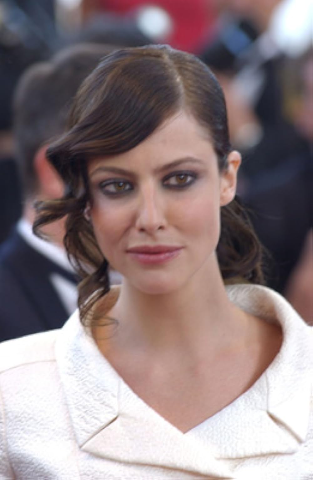 search image 2 Biographie d'Anna Mouglalis, Âge, Taille, Poids et Valeur Nette 2