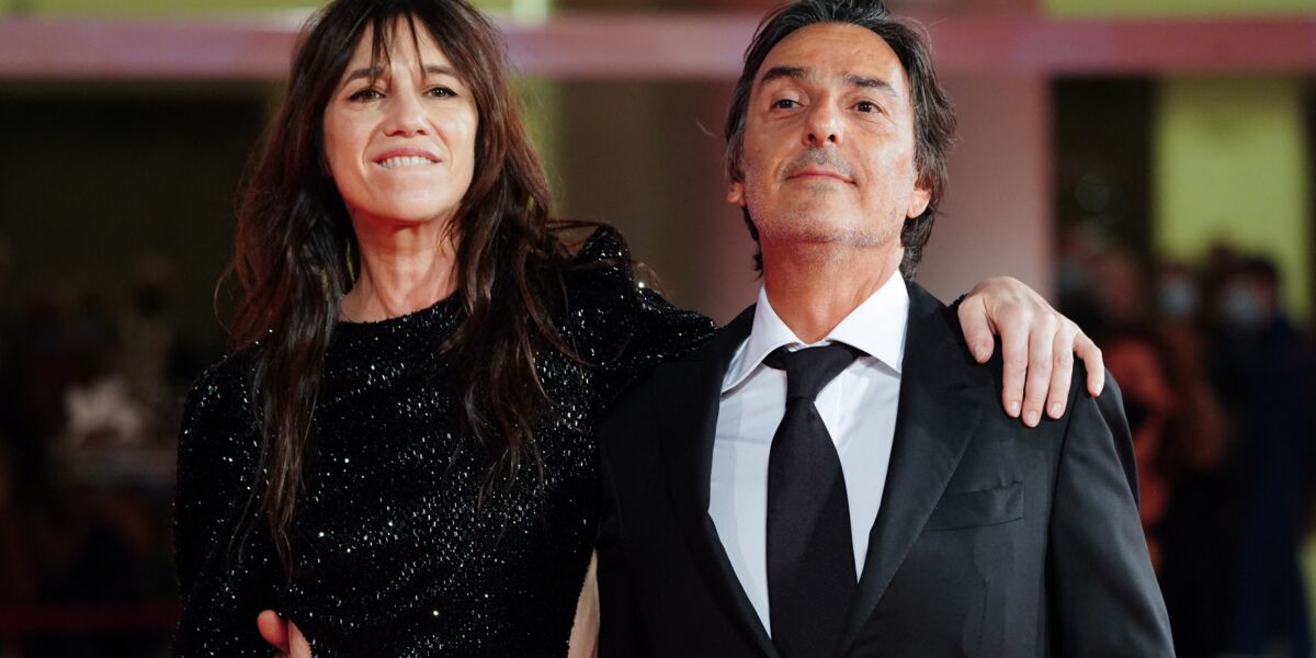 search image 2 Relation, Mari, Petit-ami et Affaires de Charlotte Gainsbourg 2