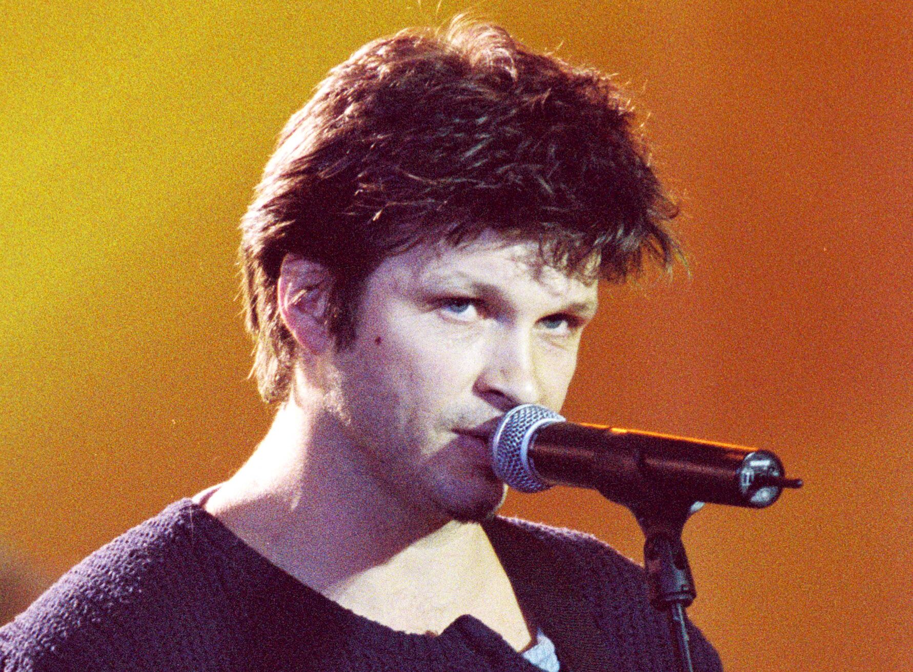 Bertrand Cantat Biographie Age Taille Poids et Fortune