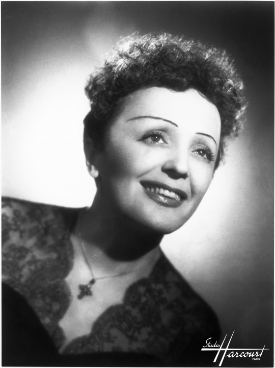 Edith Piaf Biographie Age Taille Poids et Fortune