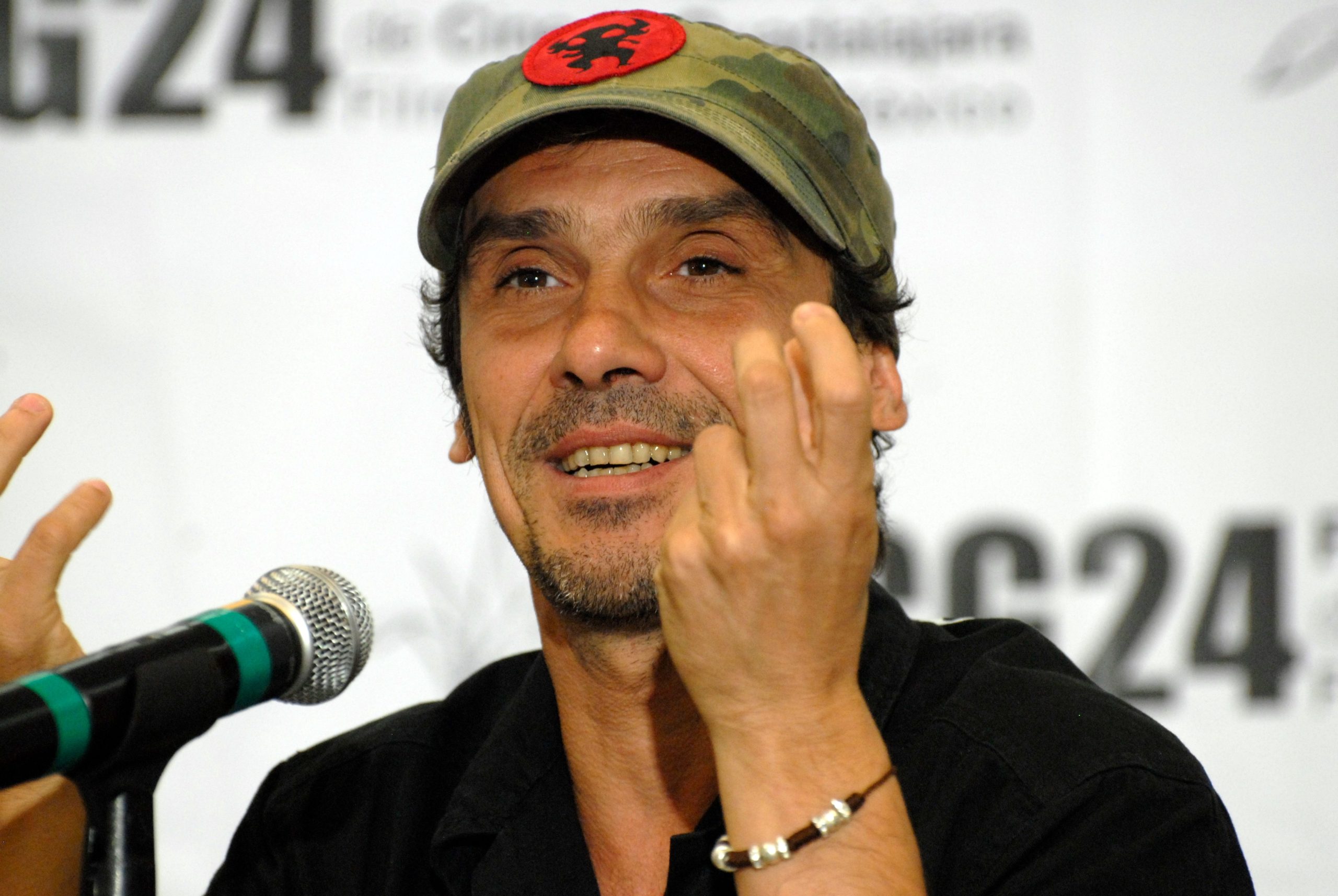 Manu Chao Biographie Age Taille Poids et Fortune