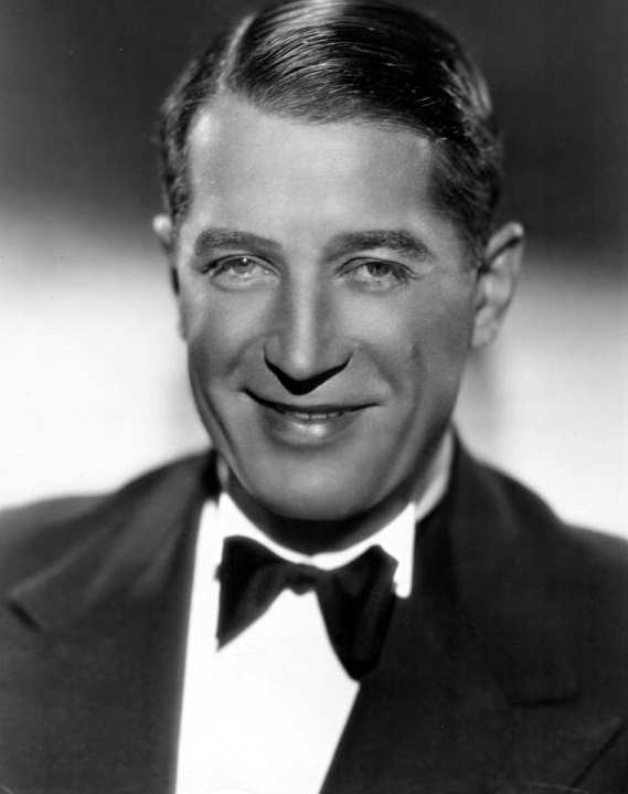 Maurice Chevalier Biographie Age Taille Poids et Fortune