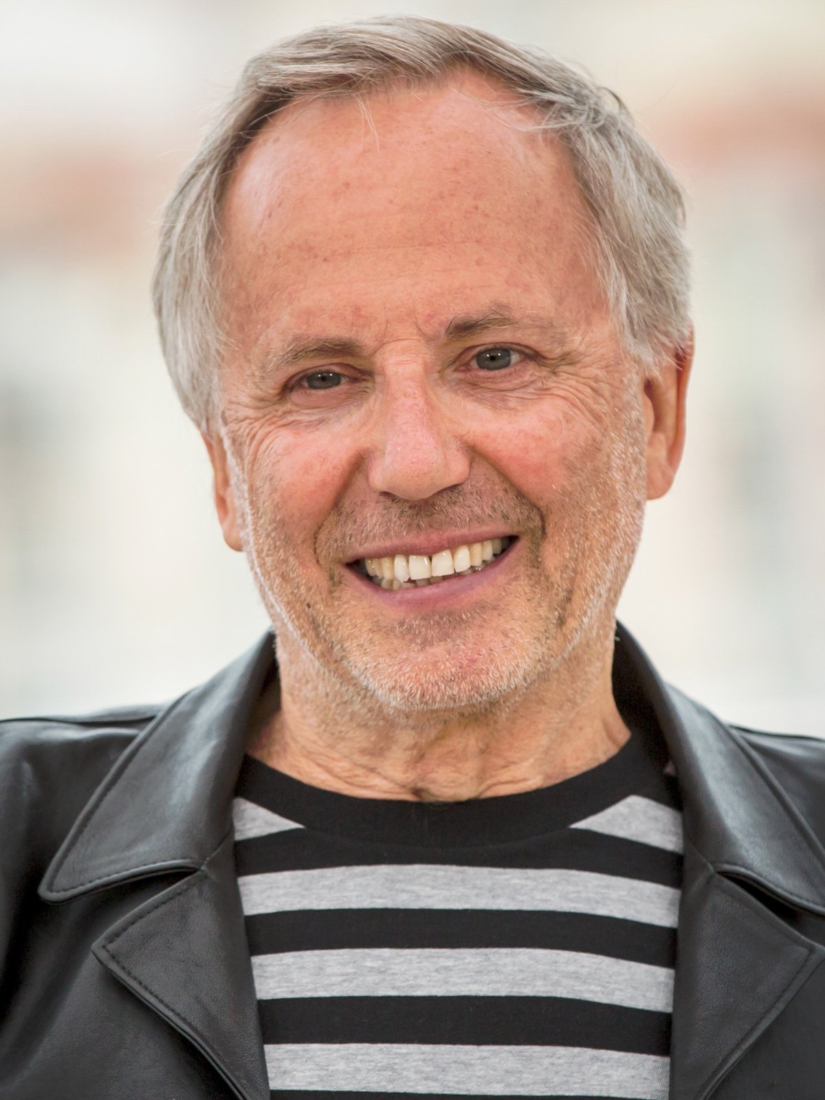 search image 2 Âge, biographie et valeur nette de Fabrice Luchini 2