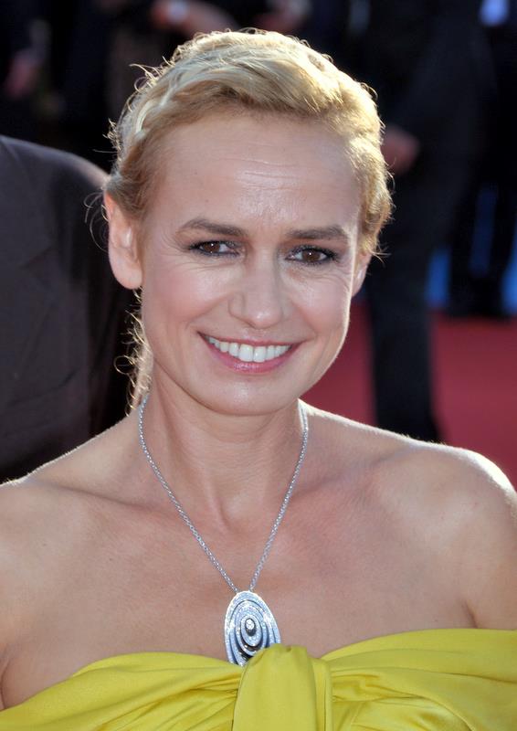 Sandrine Bonnaire Carriere Recompenses et Activites