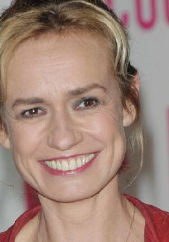 search image 2 Qu'est-ce qui était mieux pour la carrière de Sandrine Bonnaire, Actrice ou Réalisatrice ? 2